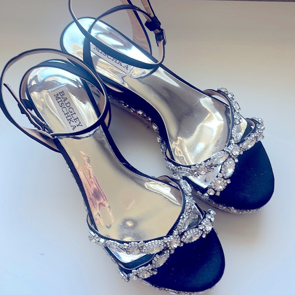 Badgley Mischka jeweled espadrille wedges 8.5